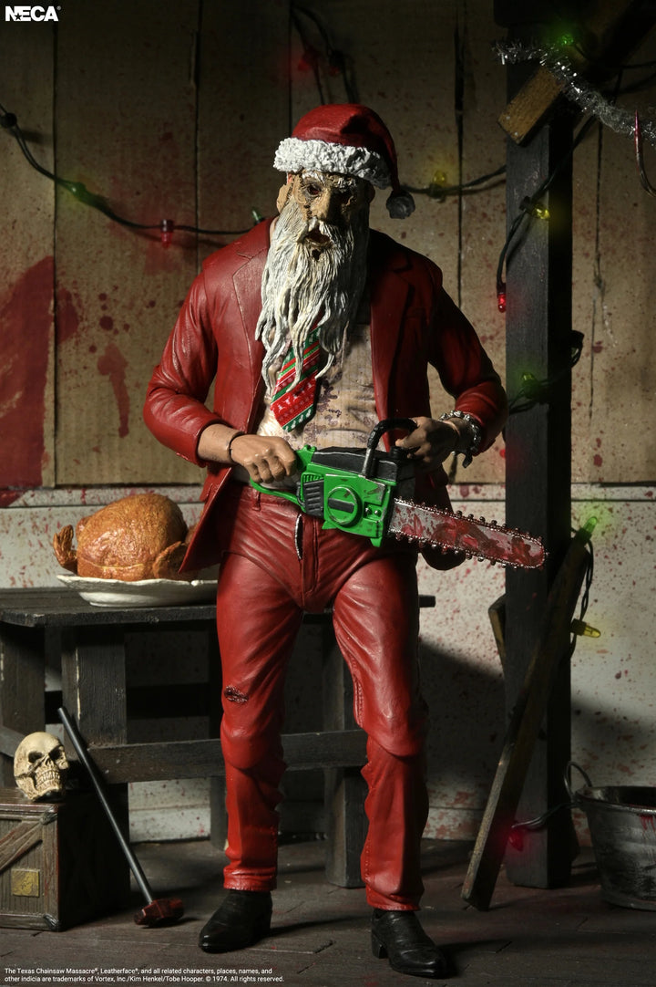 Texas Chainsaw Massacre - Ultimate Santa Leatherface 7" Scale Action Figure