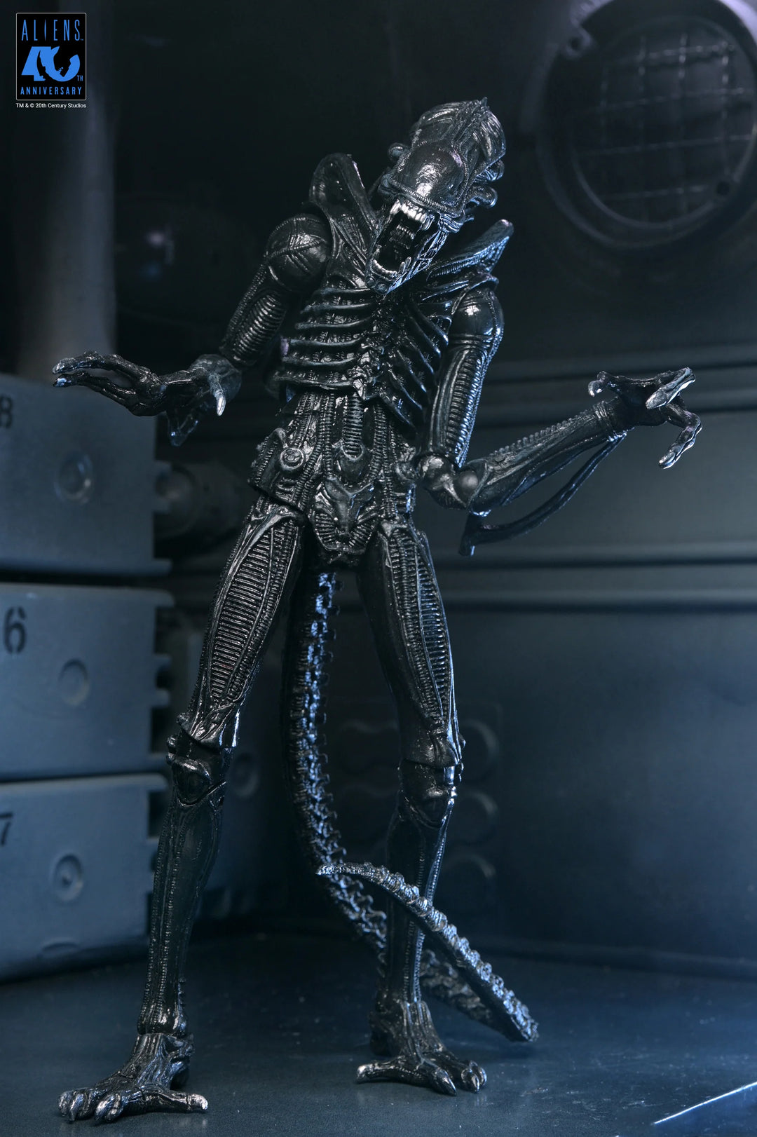 Aliens - 40th Anniversary Ultimate Xenomorph Warrior 7" Scale Action Figure