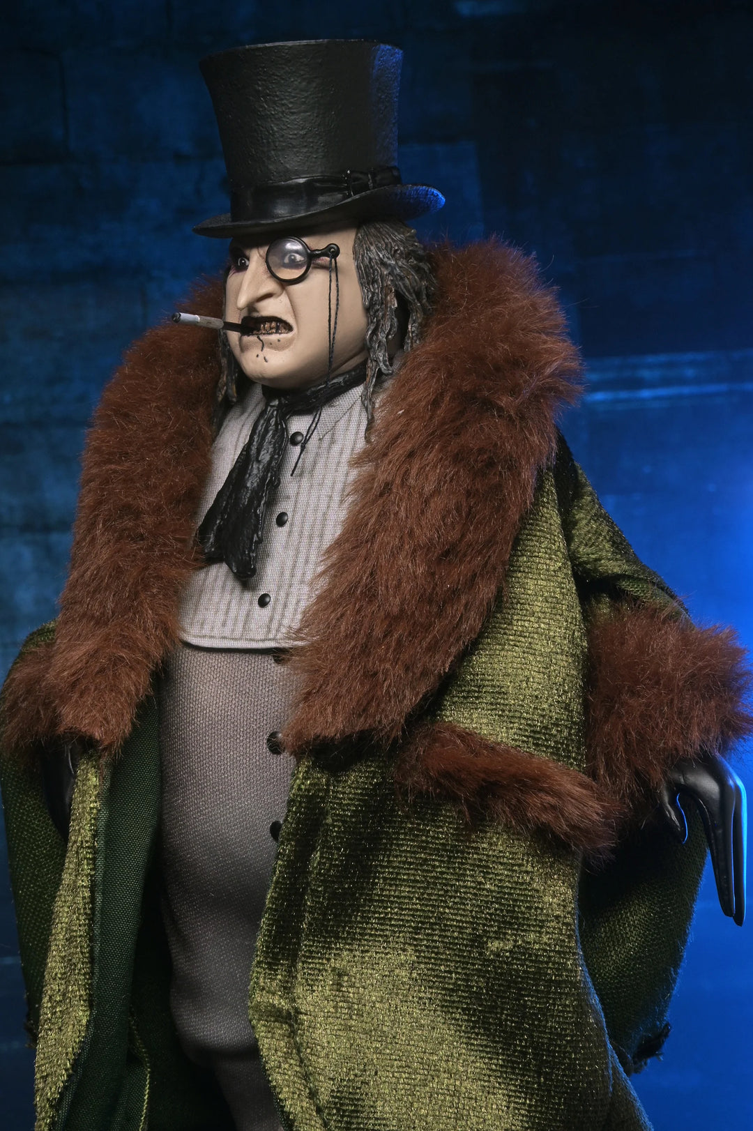 Batman Returns - 8 Inch Scale Clothed  The Penguin Action Figure