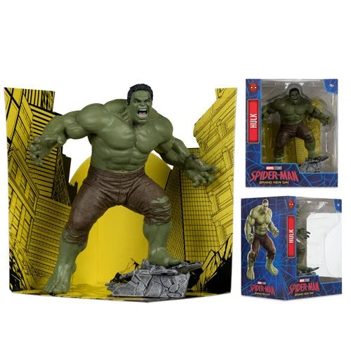 Marvel Studios Wave 1 Spider-Man: Brand New Day Hulk 1:10 Scale Posed Figure with Scene