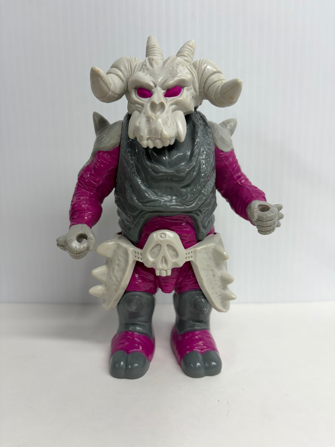 Transformers G1 Pretenders Skullgrim (complete)