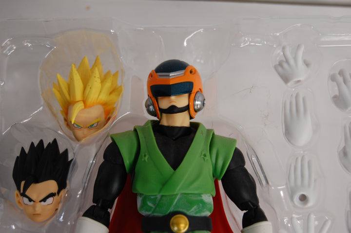 S.H. Figuarts Dragon Ball Z Great Saiyaman