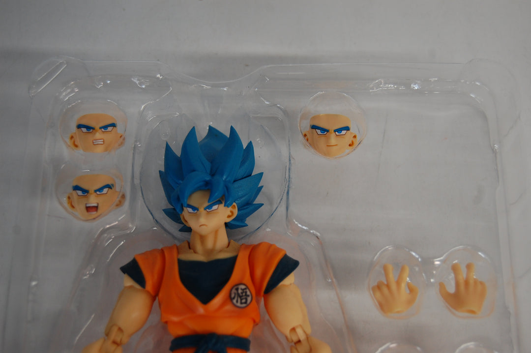 S.H. Figuarts Dragon Ball Super Saiyan God Super Saiyan Son Gokou
