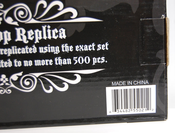 Sweeney Todd The Demon Barber of Fleet Street Razor Box Prop Replica w/ Extras