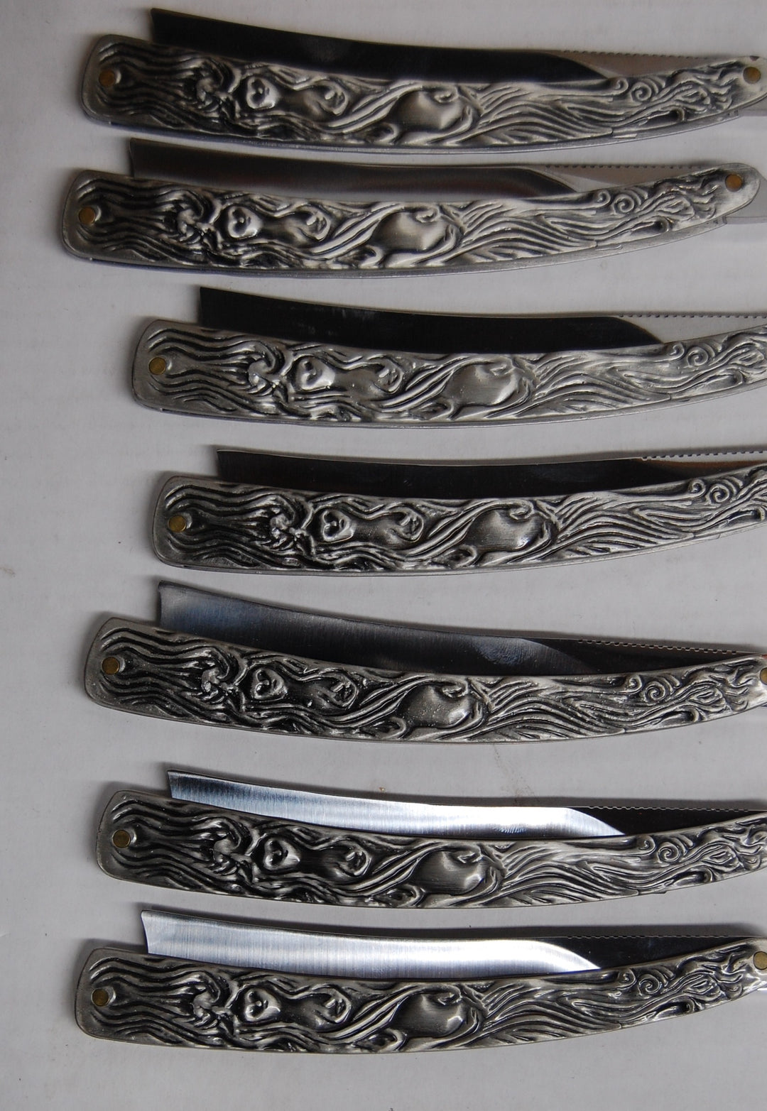 Sweeney Todd The Demon Barber of Fleet Street Razor Box Prop Replica w/ Extras