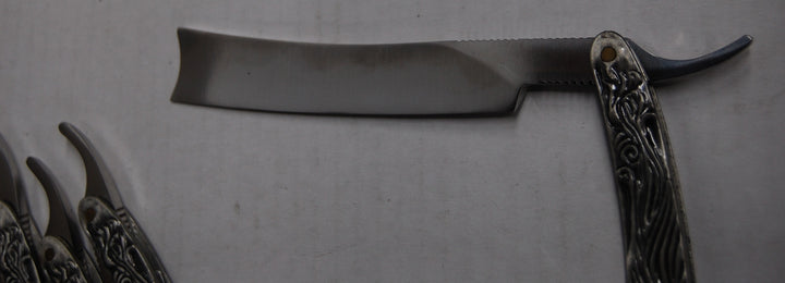 Sweeney Todd The Demon Barber of Fleet Street Razor Box Prop Replica w/ Extras