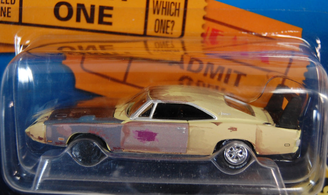 Johnny Lightning  Pop Culture - Joe Dirt 1969 Dodge Charger Daytona