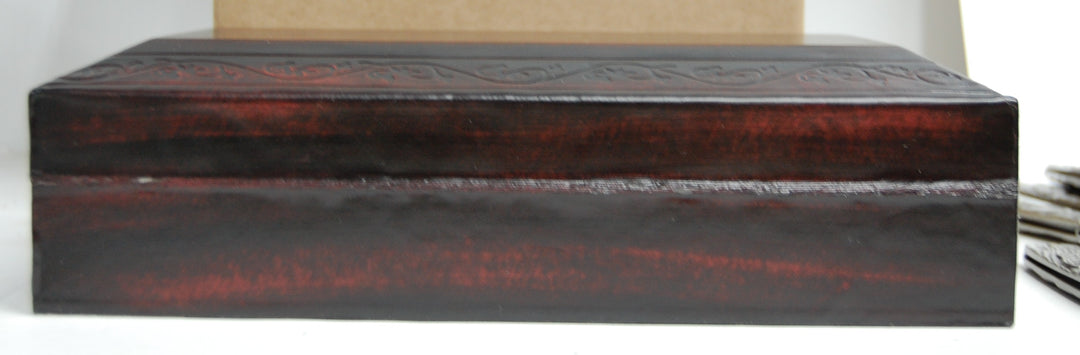 Sweeney Todd The Demon Barber of Fleet Street Razor Box Prop Replica w/ Extras