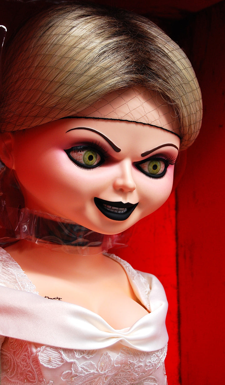 Seed of Chucky - 1:1 Scale Tiffany Figure
