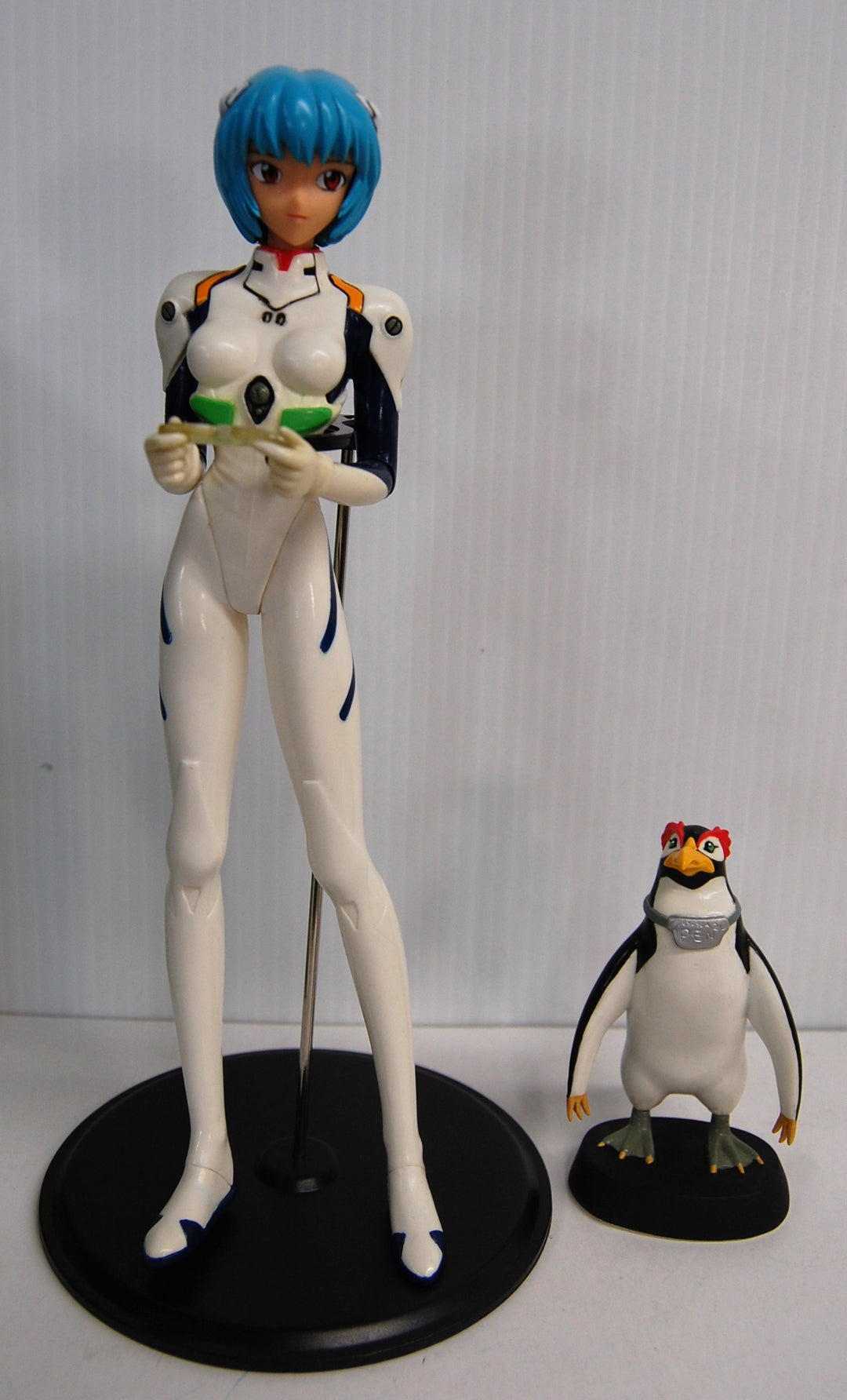 Evangelion Collection - Ayanami Rei Plug Suit Version II w/ Pen 1:6 Scale PVC Figure Model