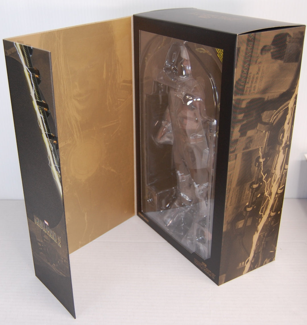 Hot Toys Marvel Iron Man 2 - MMS569 Whiplash 1/6th Scale Collectible Figure