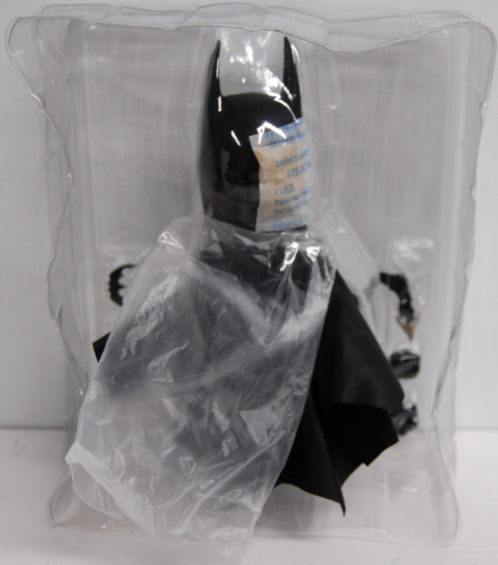 Mezco Designer Series MDS - Batman 1989 Keaton Figure Statue (Open)