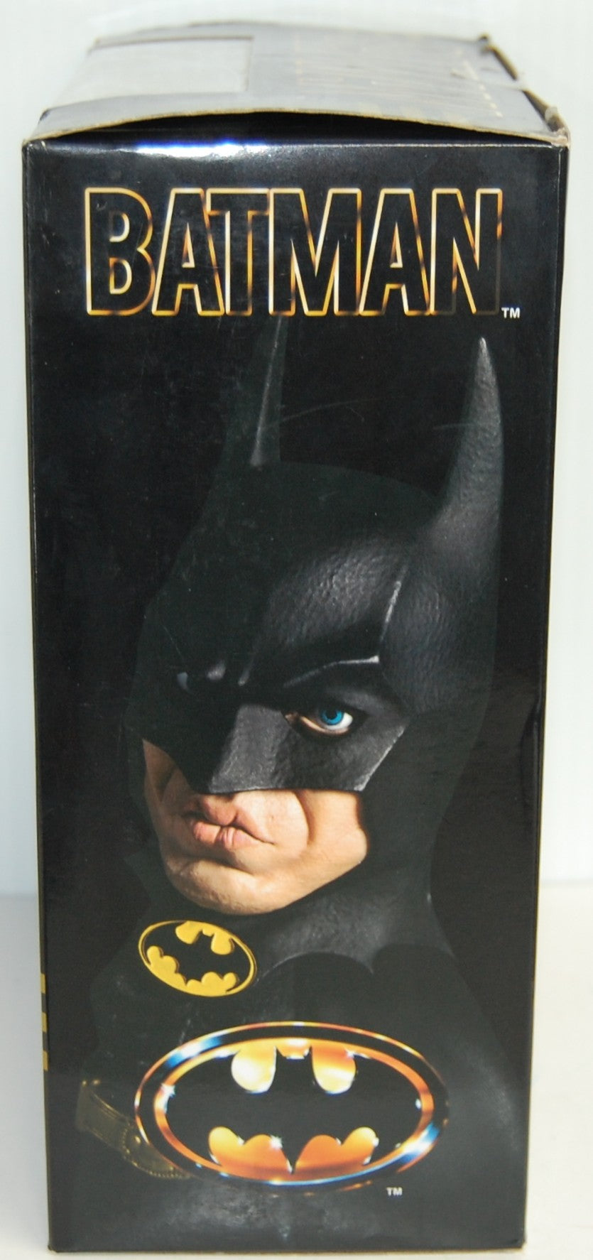 Mezco Designer Series MDS - Batman 1989 Keaton Figure Statue (Open)
