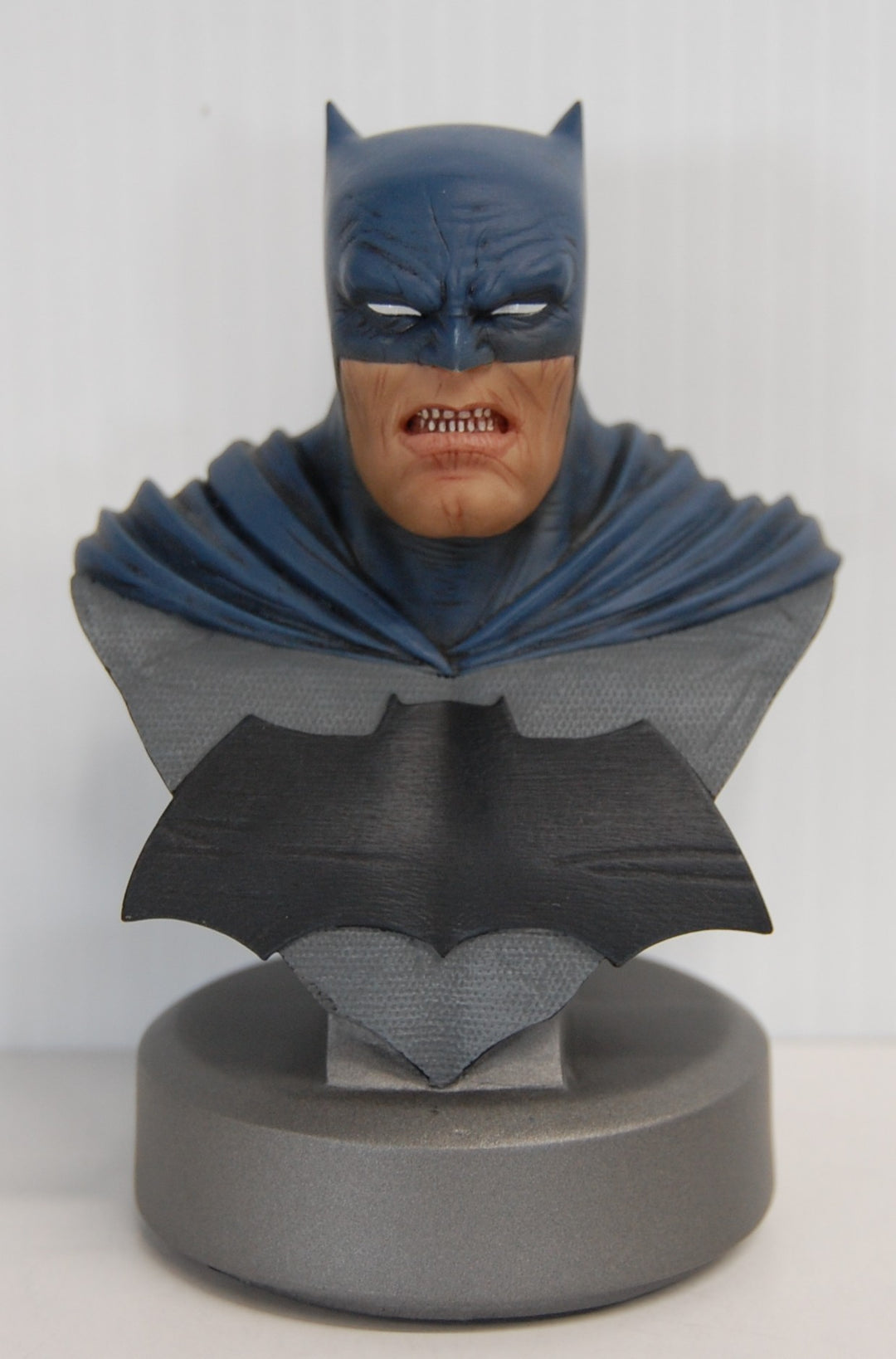DC Batman The Dark Knight Returns 30th Anniversary 5" Mini Bust LE #0334/3000