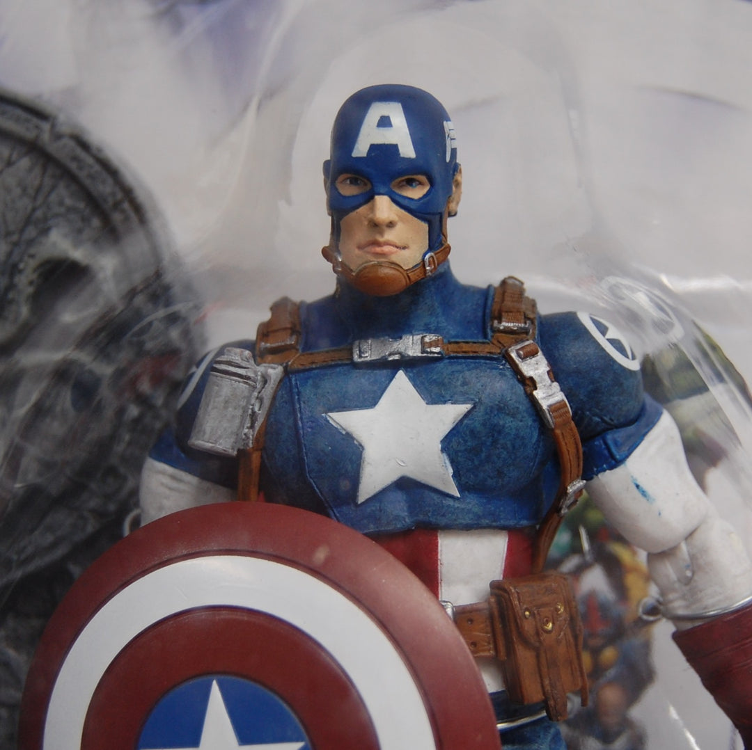 Marvel Select - Avenging Captain America 7" Figure (Disney Store Exclusive)