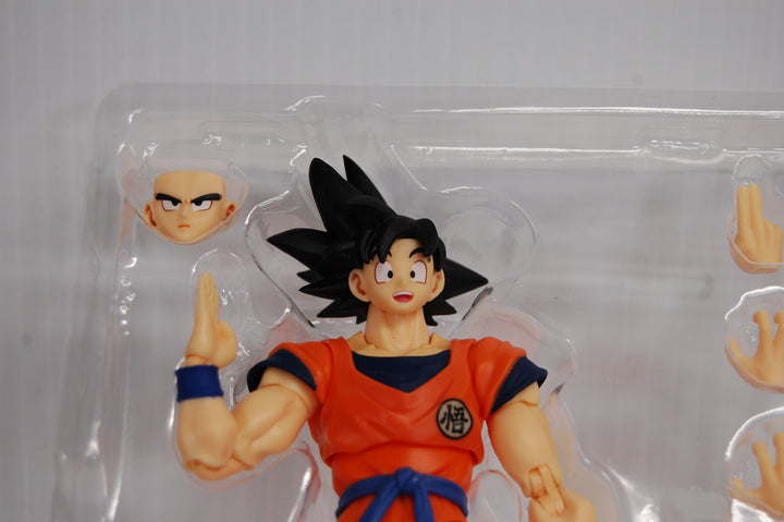 Dragon Ball Z Son Goku Saiyan Raised On Earth Action Figure *Open Box*