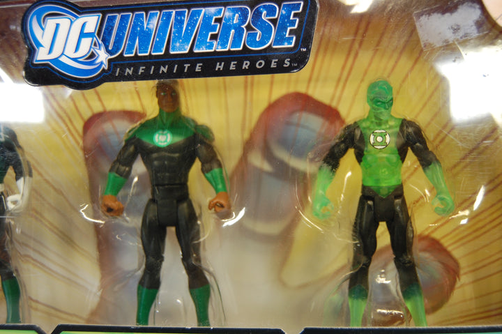 DC Universe Defense of OA Green Lantern Action Figure Set