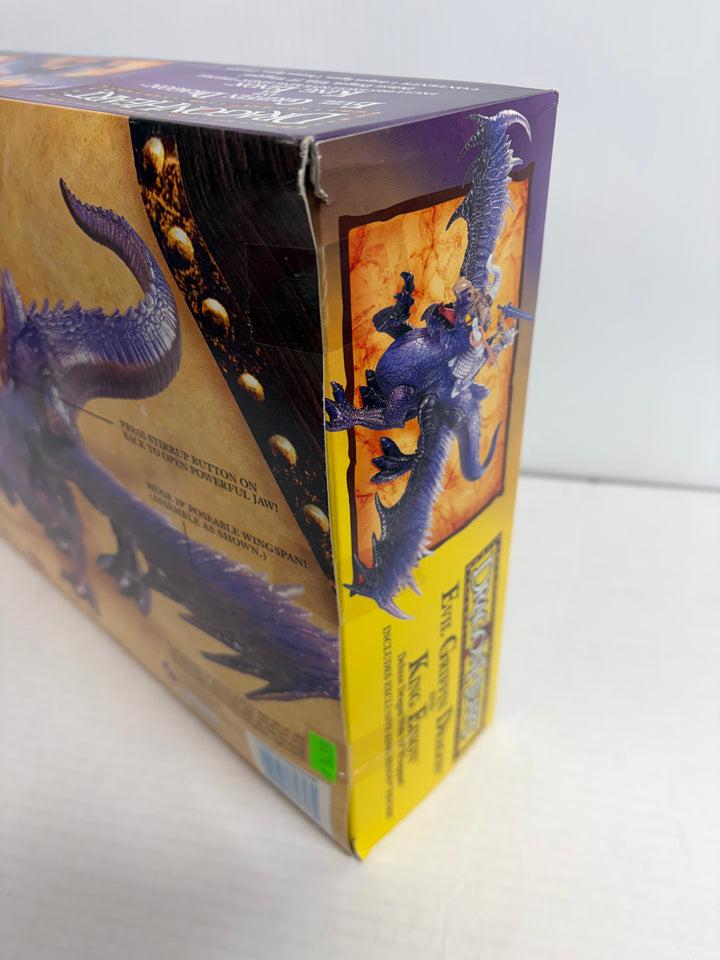 Dragonheart - Evil Griffin Dragon and King Einon MISB