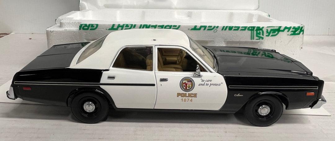 The Terminator(1984) - 1977 Dodge Monaco Metropolitan Police w/ T-800 Endoskeleton *Incomplete*