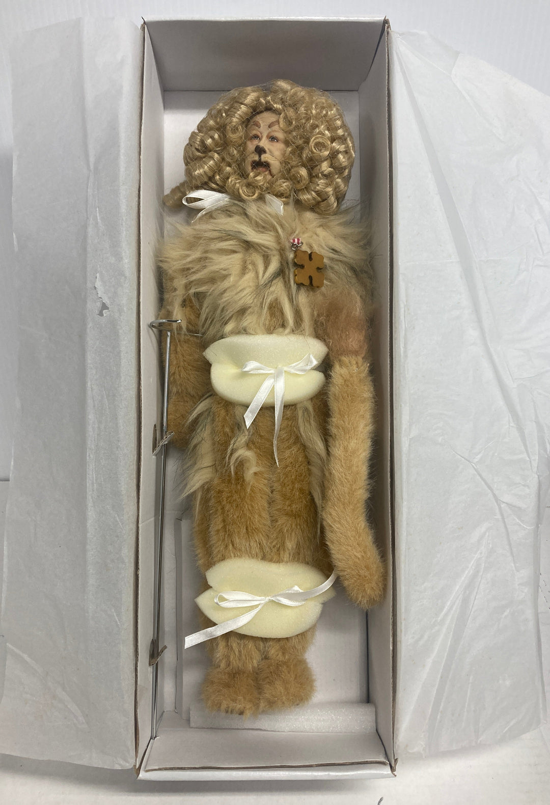 Robert Tonner Cowardly Lion Doll - Wizard of Oz Collection