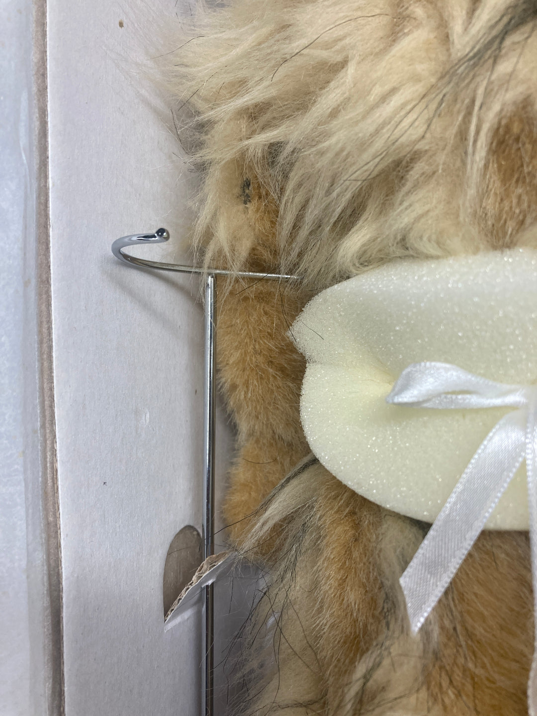 Robert Tonner Cowardly Lion Doll - Wizard of Oz Collection