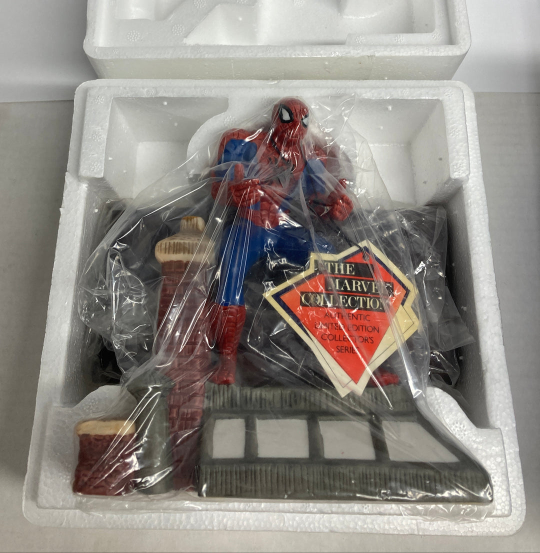 Spider-Man Figurine The Marvel Collection Designed By John Romita LE