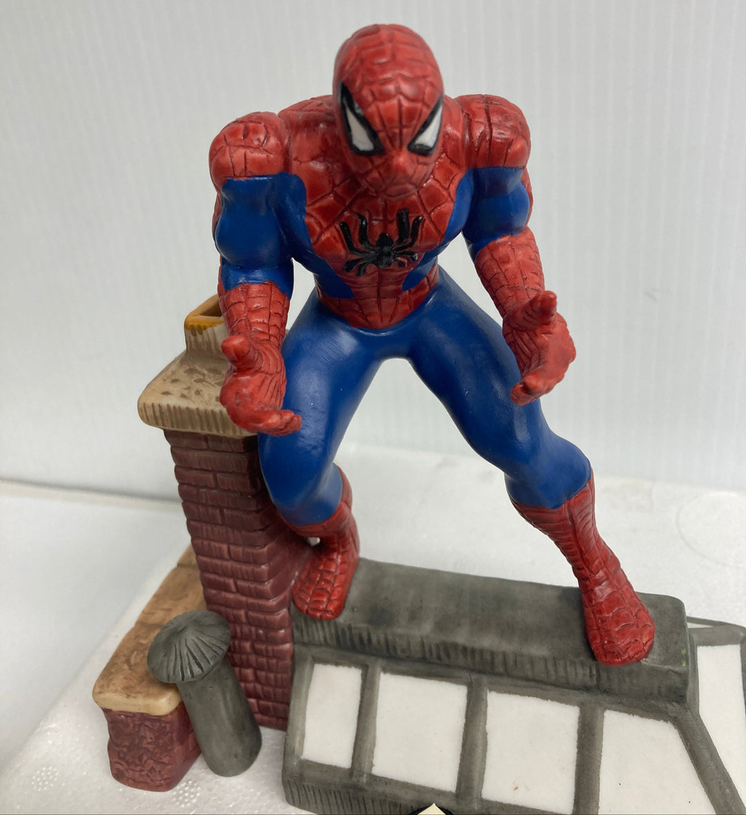 Spider-Man Figurine The Marvel Collection Designed By John Romita LE
