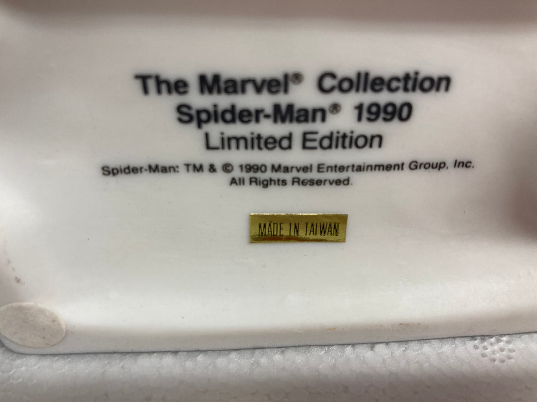 Spider-Man Figurine The Marvel Collection Designed By John Romita LE