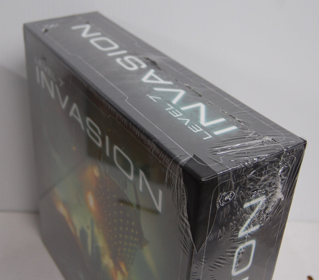 Level 7 Invasion - Board Game