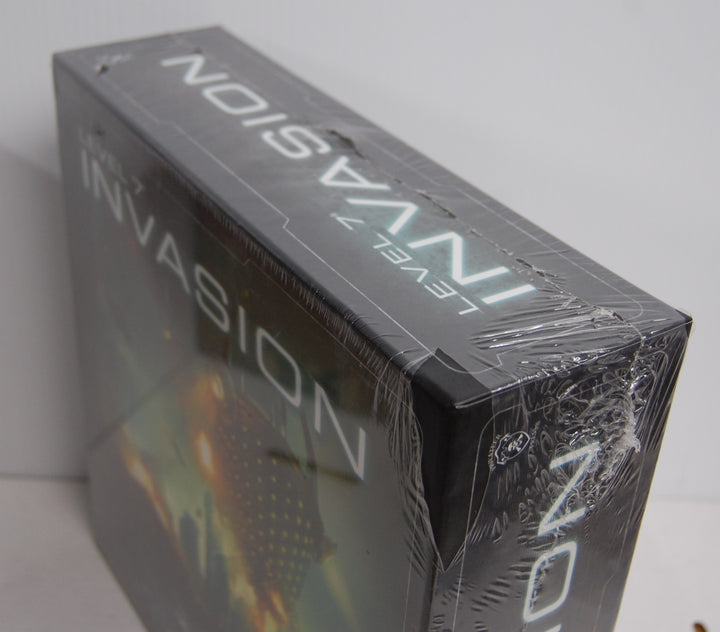 Level 7 Invasion - Board Game