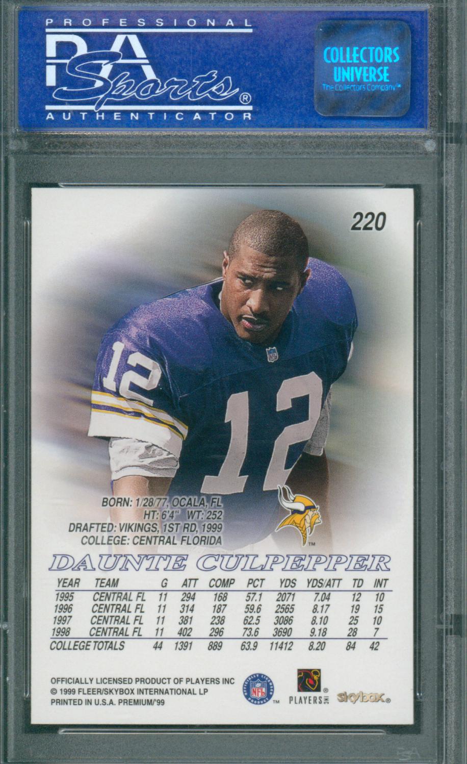 1999 Skybox Premium Football Daunte Culpepper #220 PSA 8 Action Photo