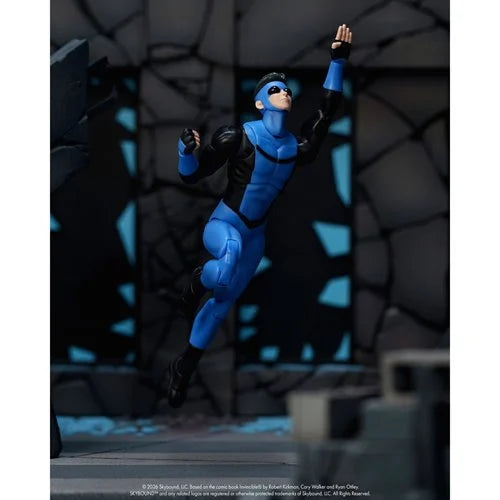 Invincible Wave 1 Invincible 6-Inch Scale Action Figure