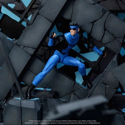 Invincible Wave 1 Invincible 6-Inch Scale Action Figure
