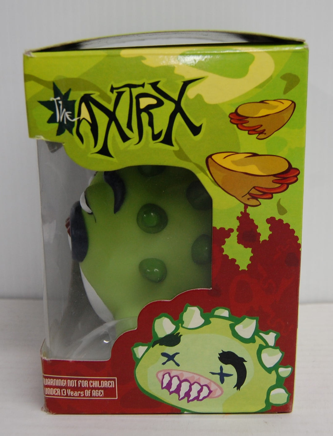 Axtrx Nubbed Creature by Attaboy 4.25" Vinyl Toy 2003 Rock America *Box Damage*