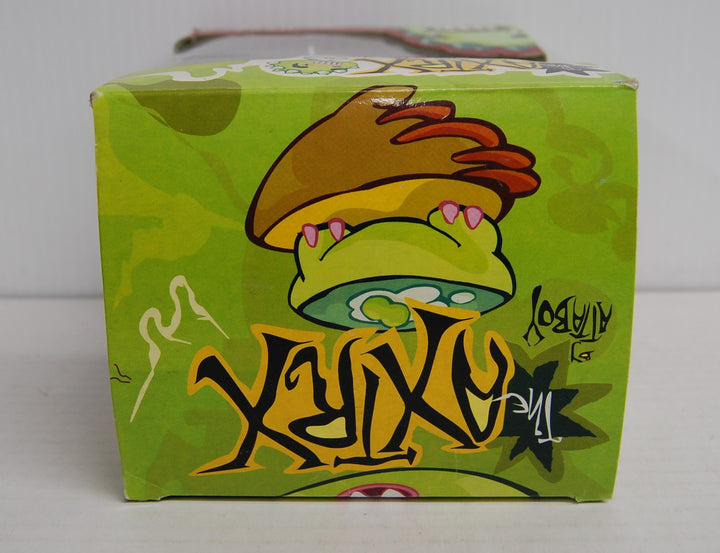 Axtrx Nubbed Creature by Attaboy 4.25" Vinyl Toy 2003 Rock America *Box Damage*