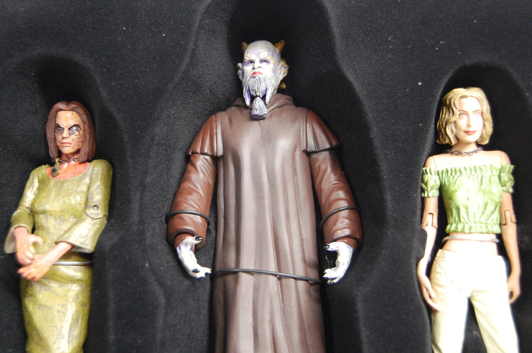 Buffy the Vampire Slayer 2005 Book of Vengeance - 3pk Figures LE 4006/5000
