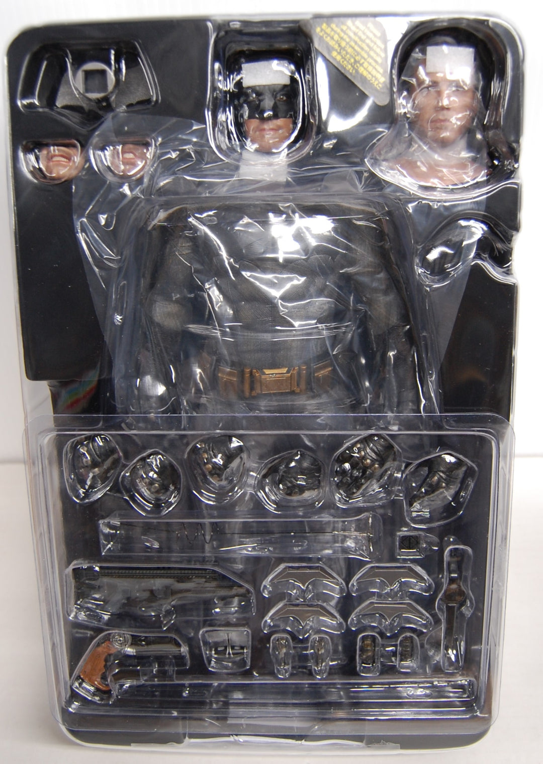 Hot Toys MMS731 BvS: Dawn of Justice - Batman 2.0  Collectible 1:6 Scale Figure