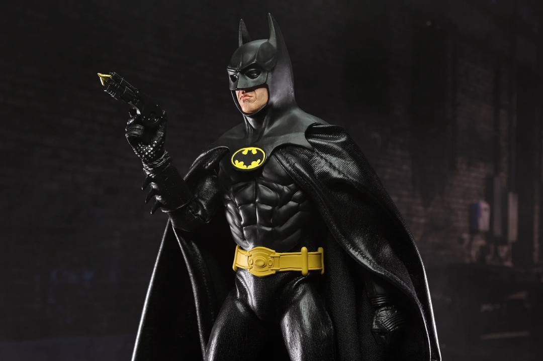 Batman (1989) - 8 Inch Scale Clothed Batman Action Figure