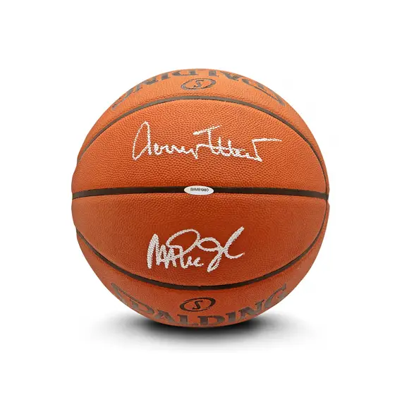 Upper Deck Basketball Authenticated Buckets