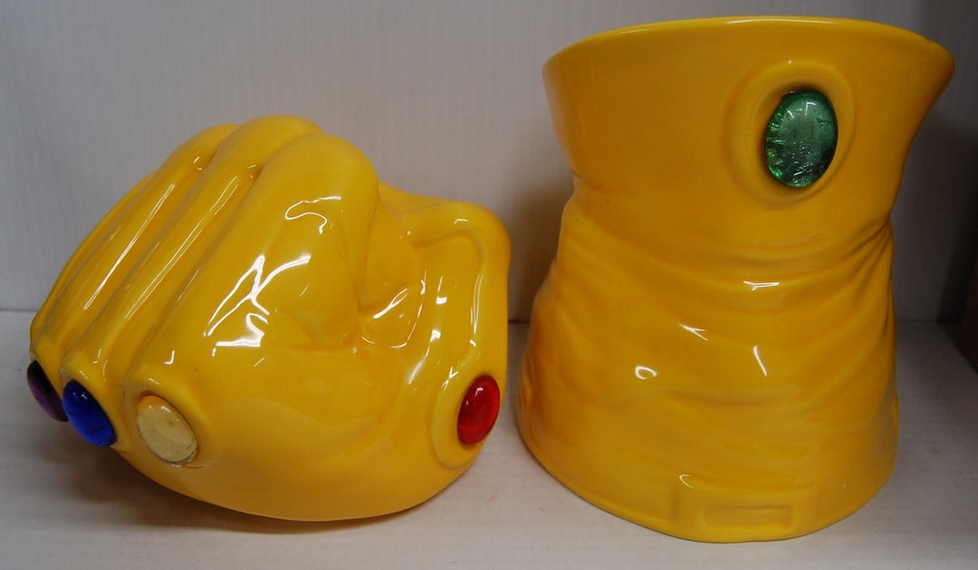 Marvel Infinity Gauntlet Cookie Jar - Yellow 2016 PX Previews USED