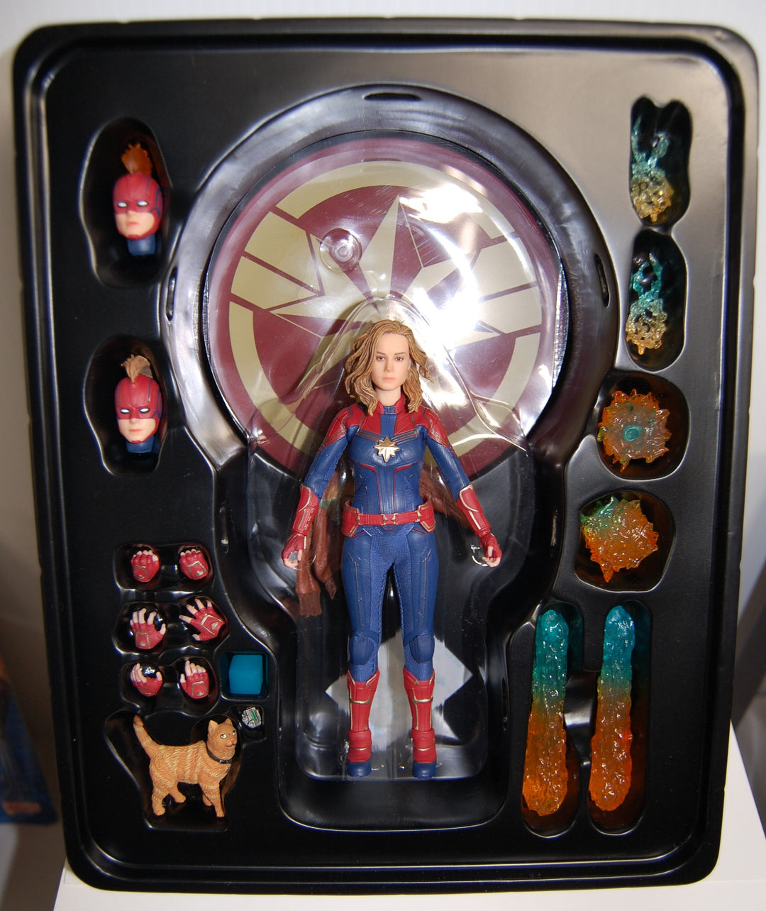 Mezco One:12 Collective Captain Marvel 6" Figure 2019 Complete