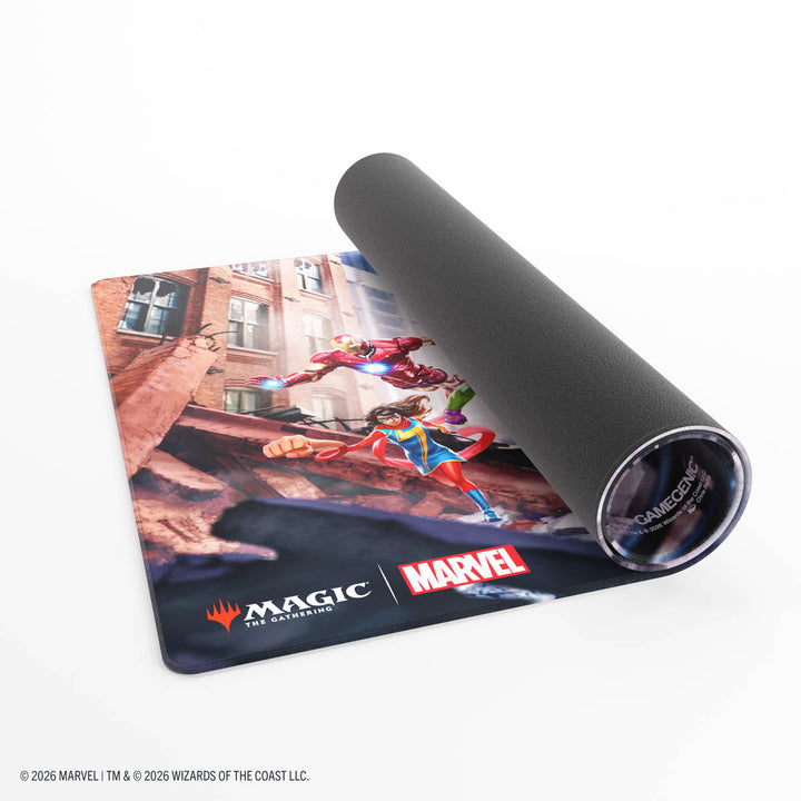 Magic the Gathering: Marvel Super Heroes Shiny Playmat - Super Heroes