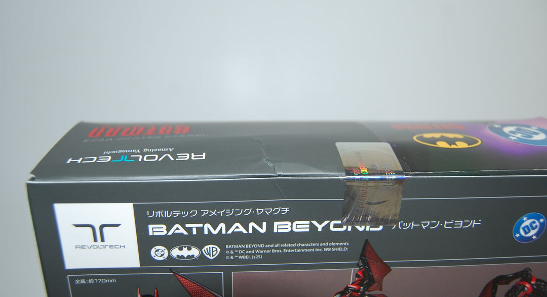 Revoltech Amazing Yamaguchi - Batman Beyond Figure w/ Bonus Parts 2025
