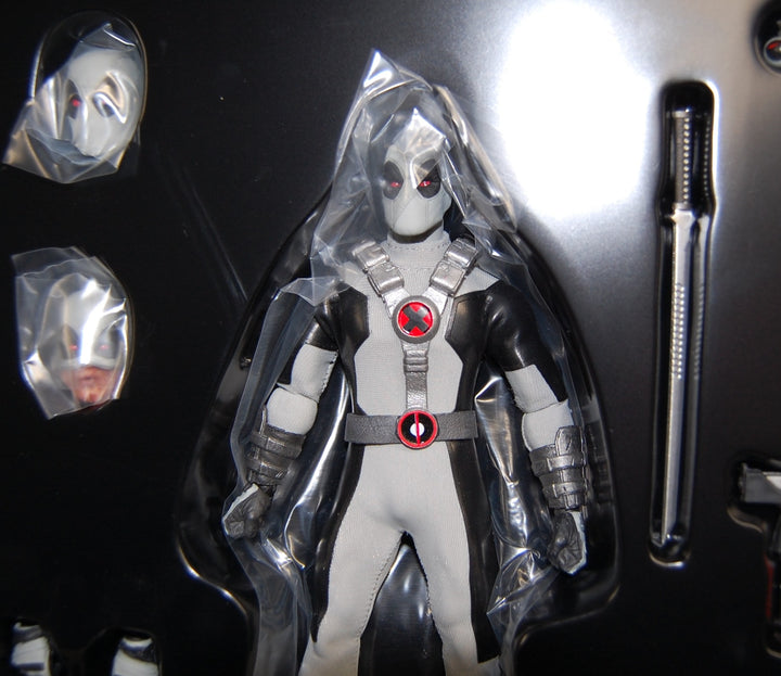 Mezco Toyz One:12 Collective Deadpool X-Force PX Previews Exclusive Figure