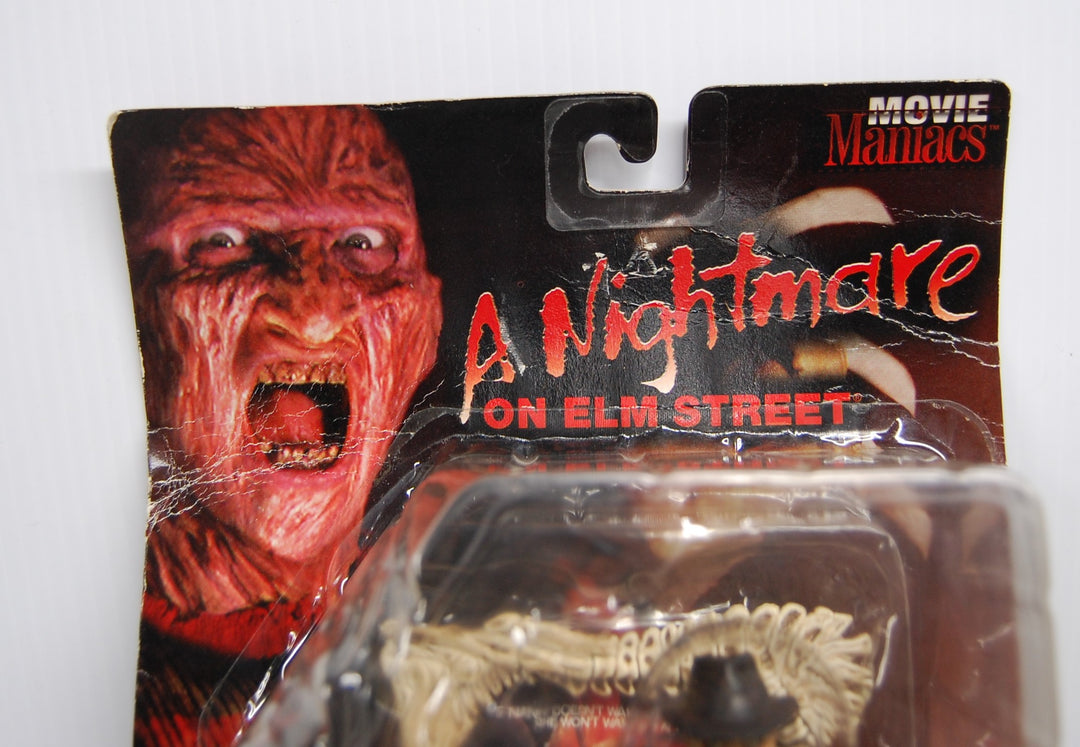 McFarlane Movie Maniacs A Nightmare on Elm Street Freddy 1998 *Card Wear*