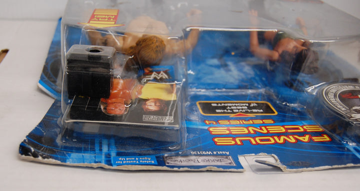 WWF Famous Scenes Series 4 Fully Loaded July 2000 Lita & Test 2-Pack