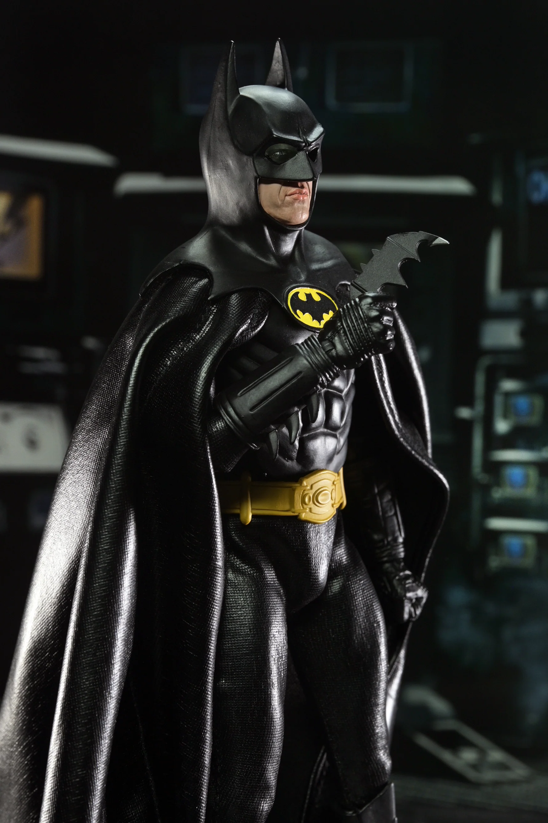 Batman (1989) - 8 Inch Scale Clothed Batman Action Figure