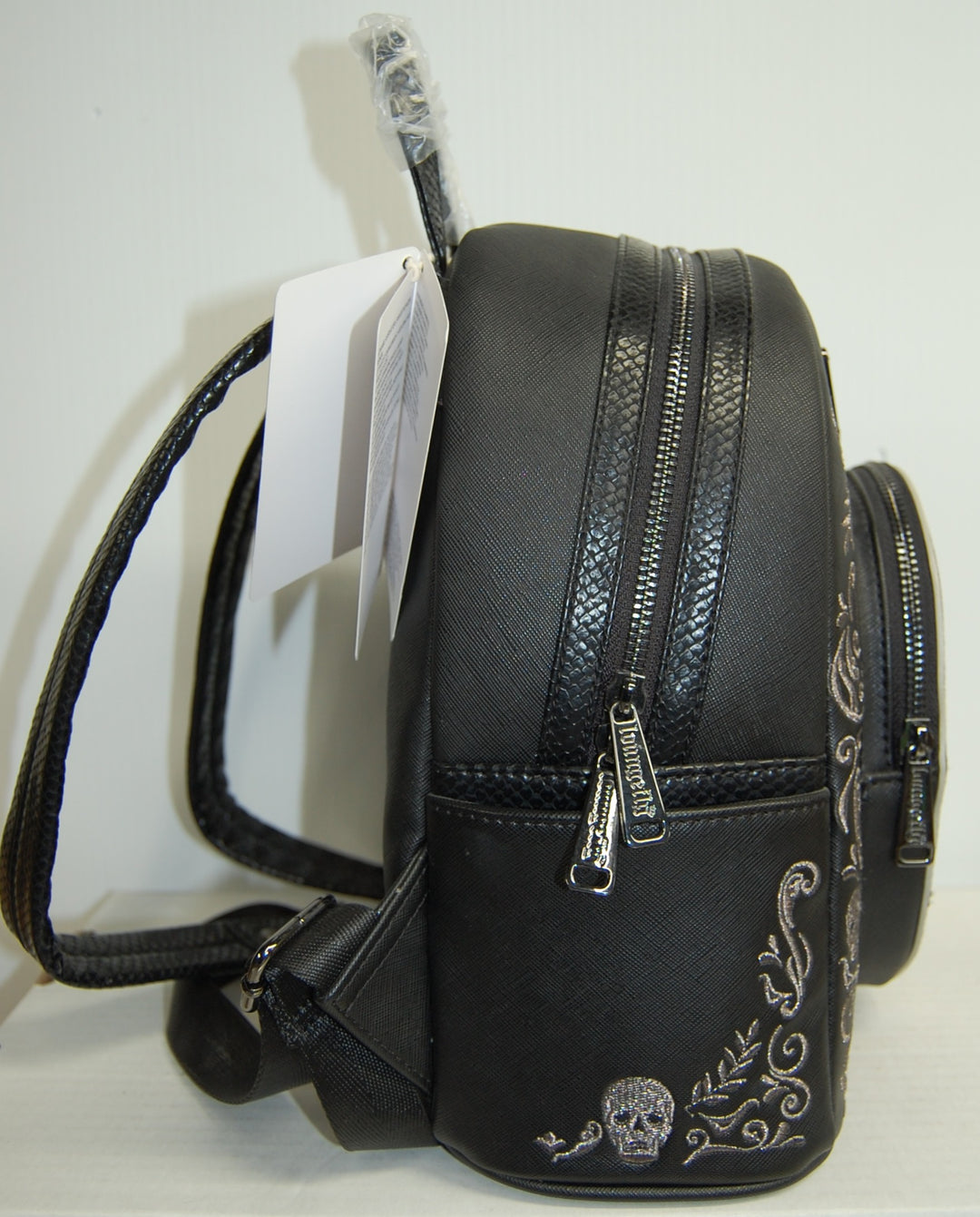 Loungefly - Harry Potter Death Eater Mask Cosplay Mini Backpack - Morsemordre