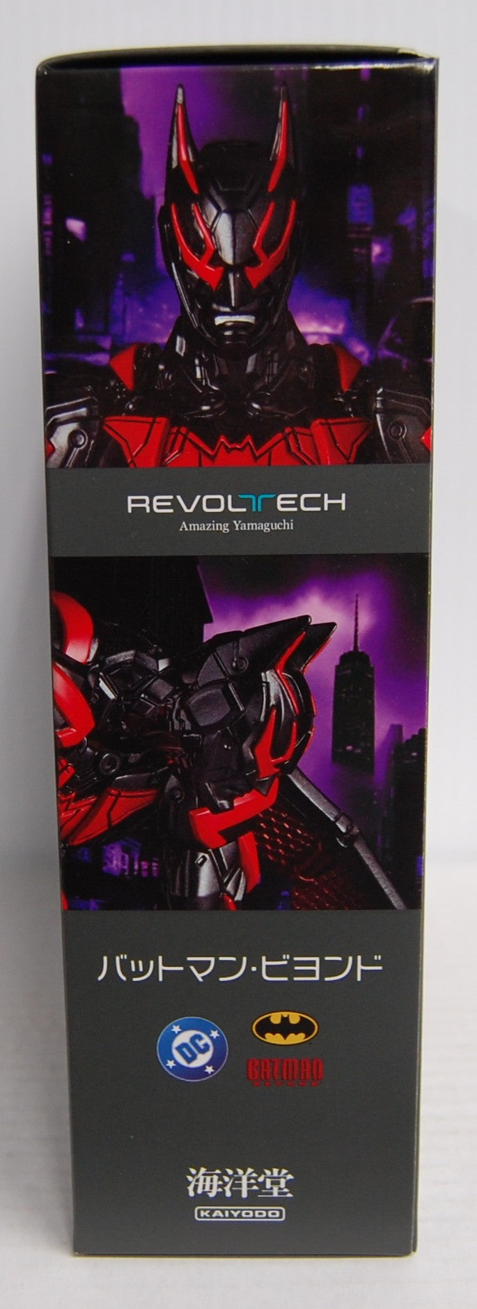 Revoltech Amazing Yamaguchi - Batman Beyond Figure w/ Bonus Parts 2025