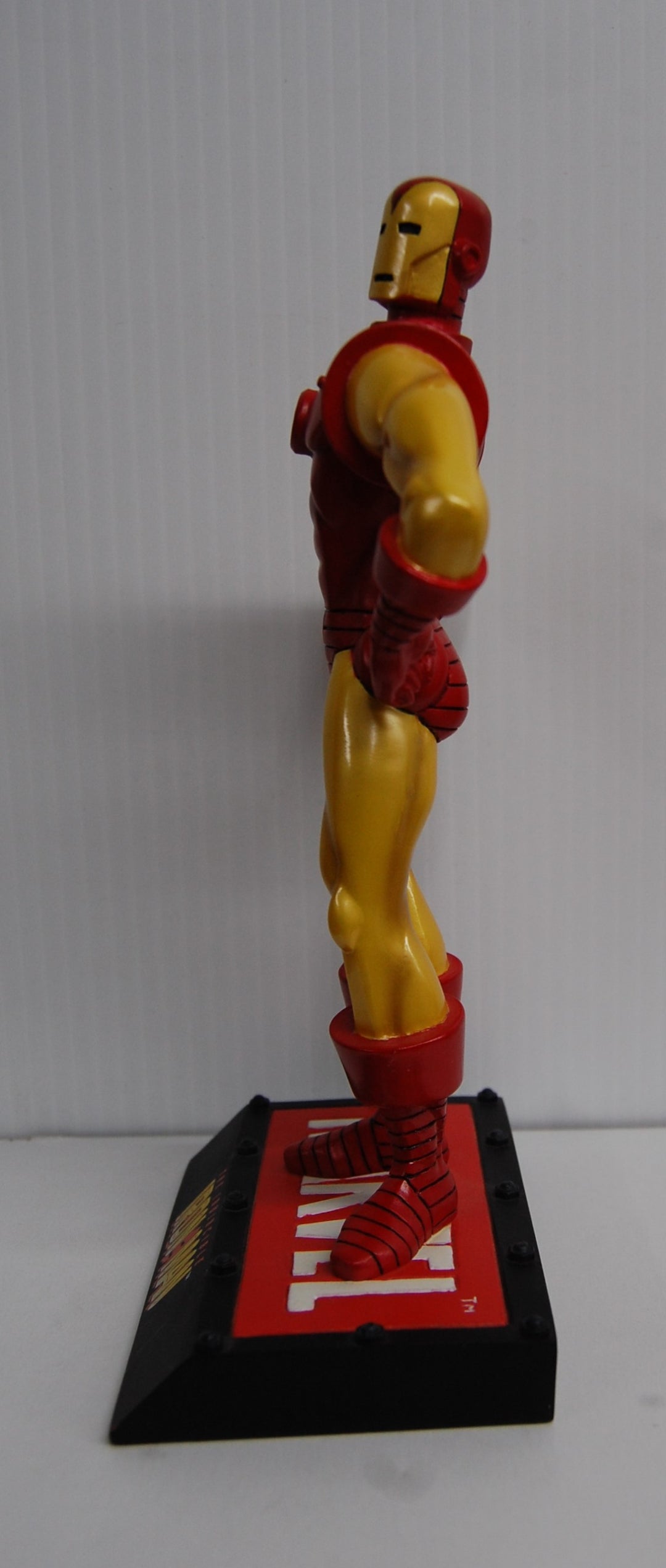 Marvel The Invincible Iron Man Maquette Statue #278/2000 Diamond Select 2005